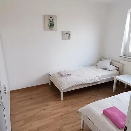 2 Zimmerwohnung Hinrichsring *